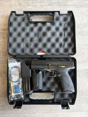 Beretta APX A1