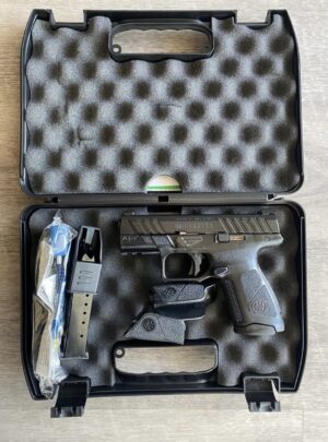 BERETTA APX COMPACT