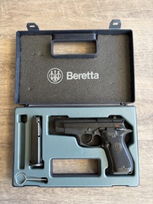 BERETTA 84