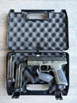 BERETTA APX COMBAT
